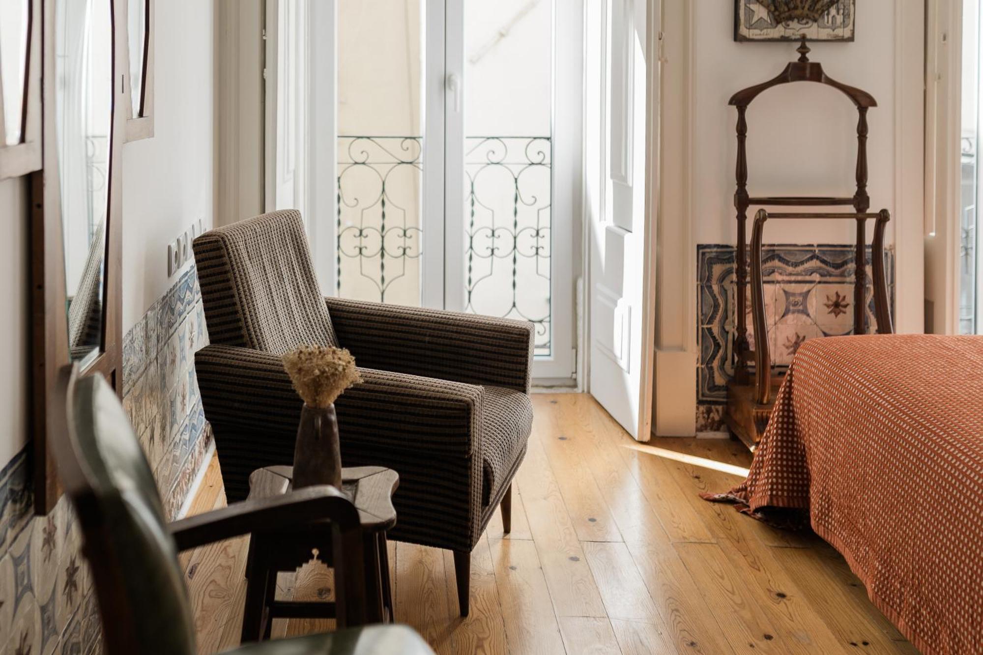 Apartment A Janela, Charming In Center Lisbon