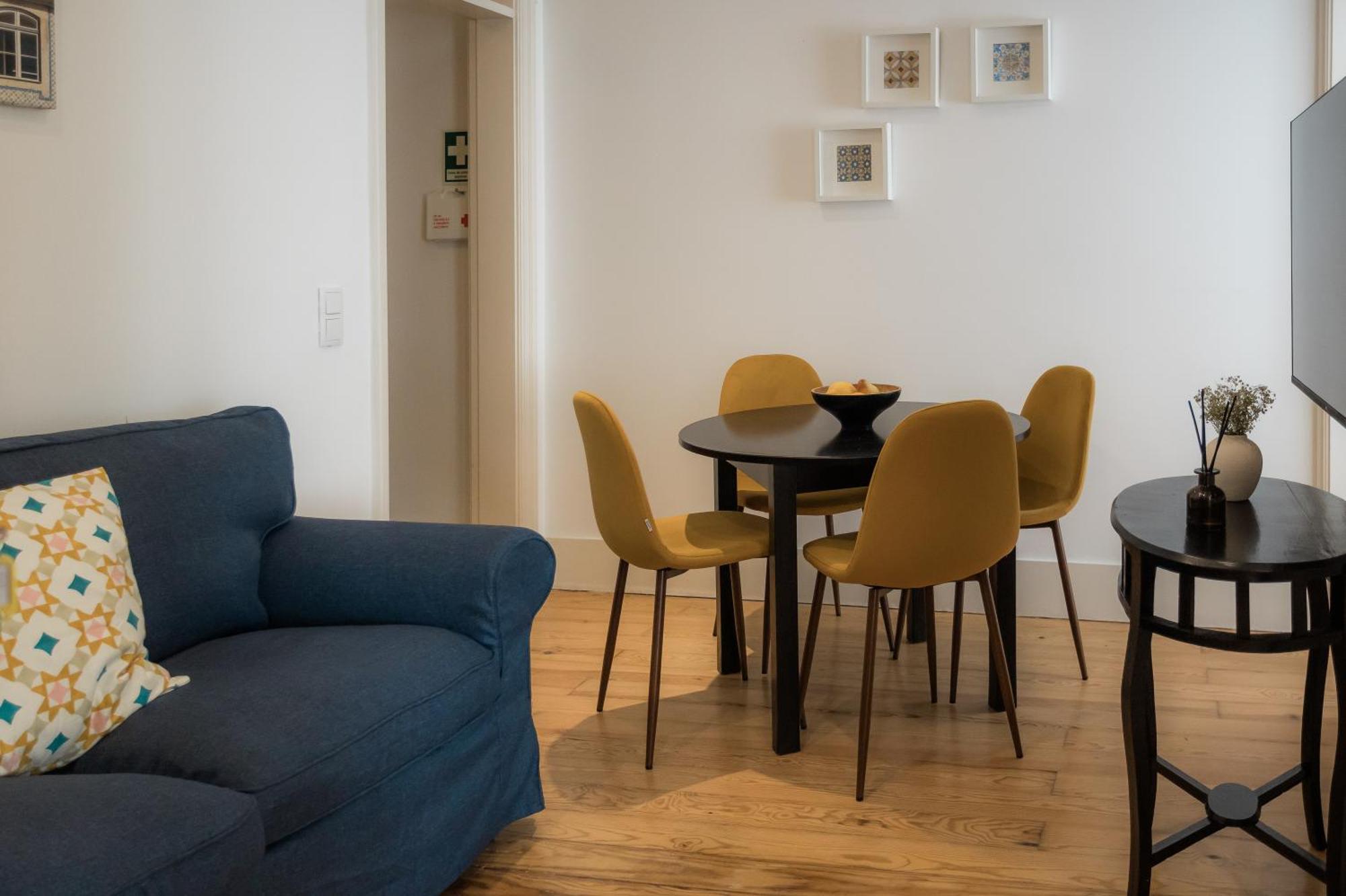 A Janela, Charming In Center Apartment